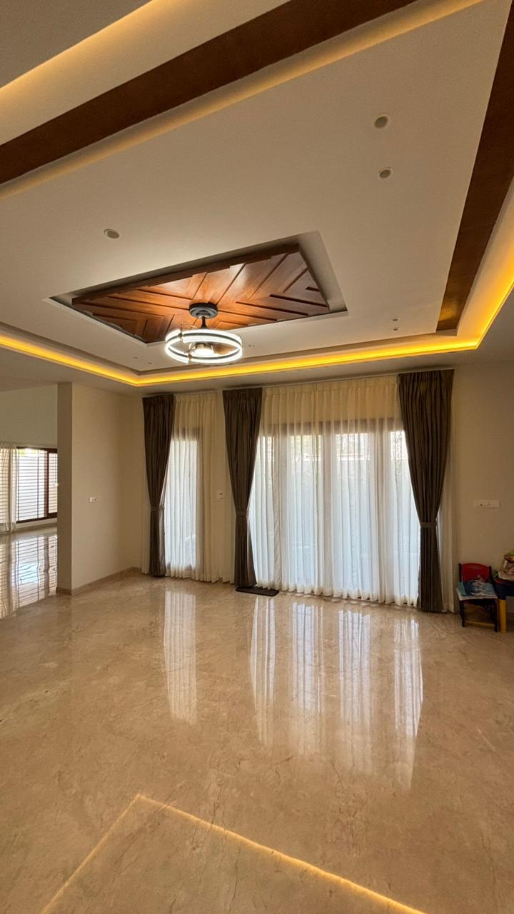 Curtain and interior furnishing installation in Mysuru by Nakhsha Furnishing Studio - photo 11