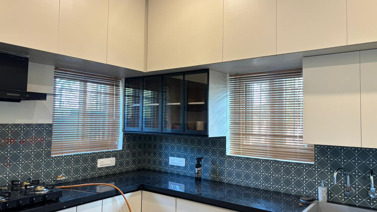 Curtain and interior furnishing installation in Mysuru by Nakhsha Furnishing Studio - photo 13