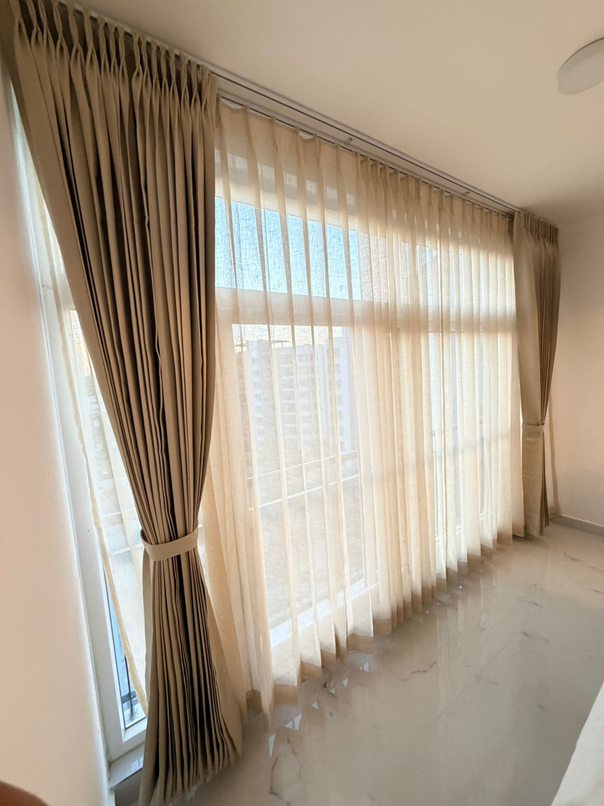 Curtain and interior furnishing installation in Mysuru by Nakhsha Furnishing Studio - photo 30